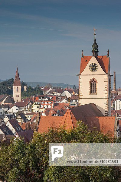 Stadt Kirche Herbst Ansicht Erhöhte Ansicht Aufsicht heben Endingen Deutschland
