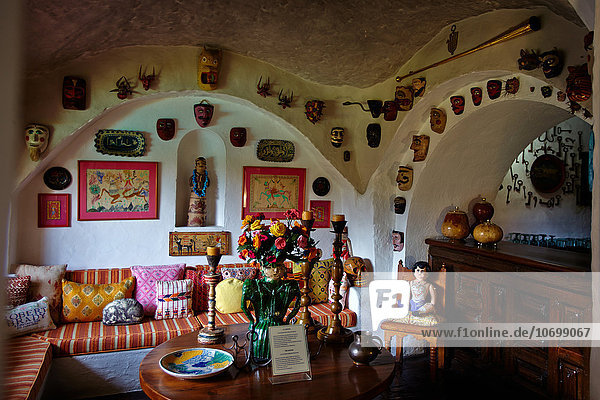 Im Inneren des Brady-Museums  das Wohnzimmer  Cuernavaca  Mexiko