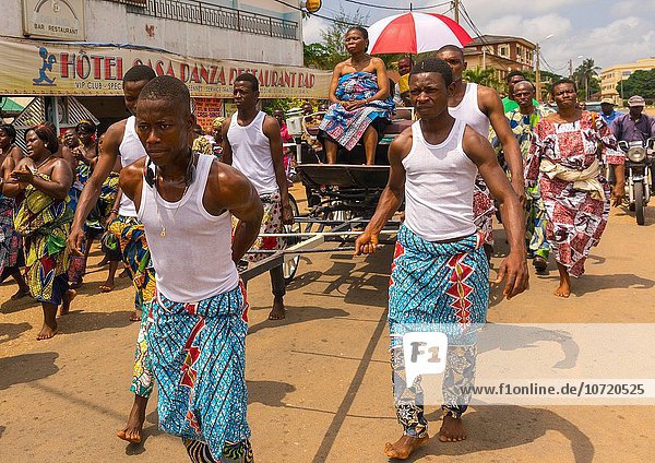 Benin  West Africa  Porto-Novo  porto-novo king toffa ii coach pulled by men.
