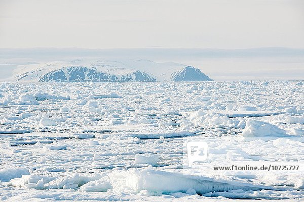 Ecke Ecken Küste fließen Meer Eis frontal Eisscholle Kanada Nunavut