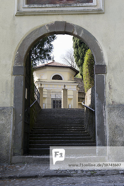 Europa  Italien  Lombardei  Vercurago  Schloss ''Innominato'' Protagonist des Romans Die Verlobte von Manzoni Alessandro'