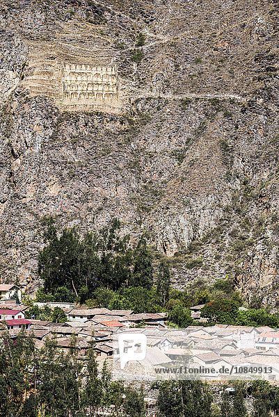 Pinkullyuna Inca Storehouses above Ollantaytambo  Sacred Valley of the Incas (Urubamba Valley)  near Cusco  Peru  South America