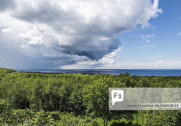 Gewitterstimmung über dem Vänernsee  Schweden