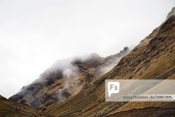 Aufstieg zum Bergpass des Abra Tirihuayjasa Anden Peru