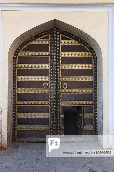 Eingang im Stadtpalast Jaipur Rajasthan Indien