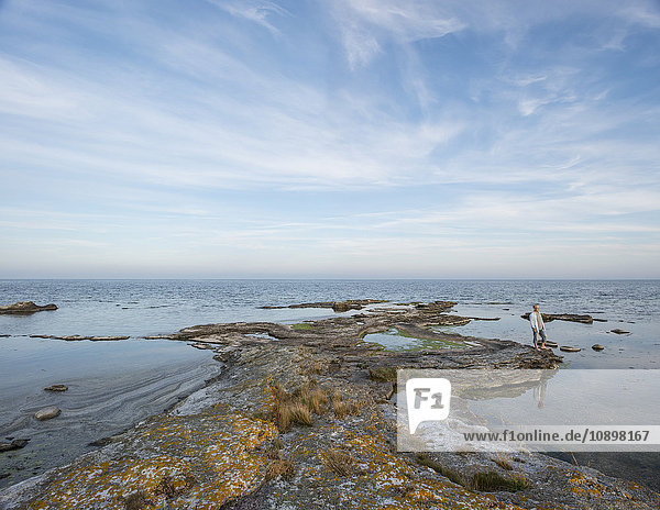 Schweden  Gotland  Ostergarn  Felsformationen an der Küste