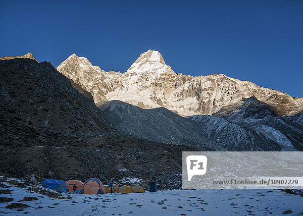 Nepal  Himalaya  Solo Khumbu  Everest-Region Ama Dabla  Basislager