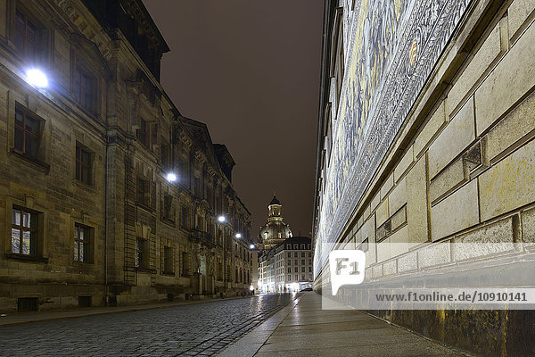 Deutschland  Sachsen  Dresden  Altstadt bei Nacht
