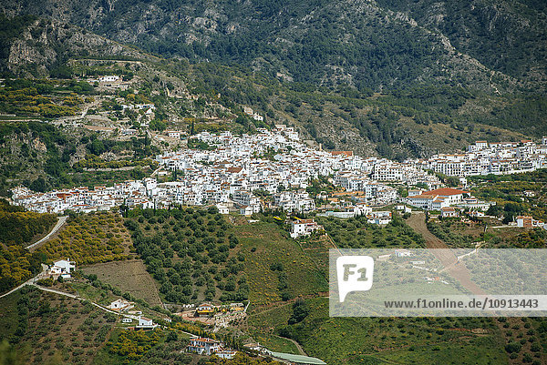 Spanien Andalusien Provinz Malaga Frigiliana Landschaft von Frigiliana weiße Stadt an der Costa del Sol