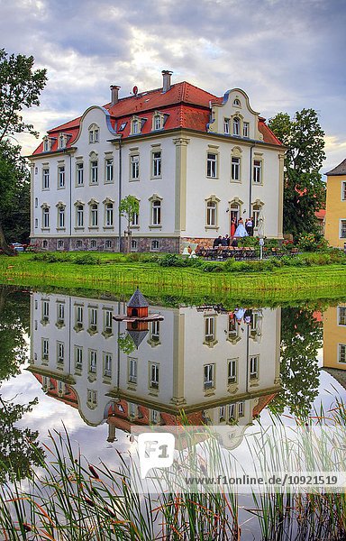 Herrenhaus im Schlosspark  Kahnsdorf  Sachsen  Deutschland  Europa