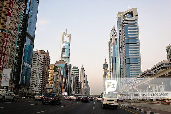 Blick auf das Stadtzentrum von Dubai