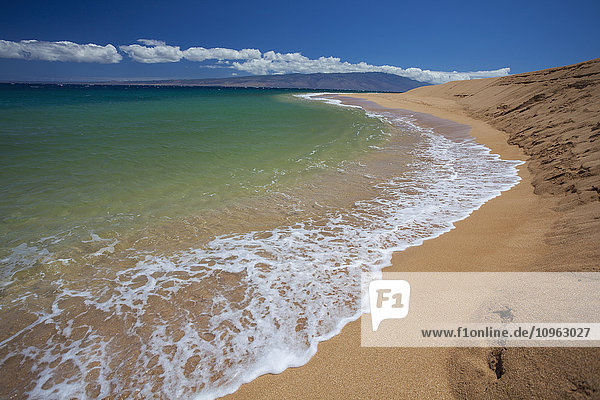 Ein Blick auf den abgelegenen Polihua Beach; Lanai  Hawaii  Vereinigte Staaten von Amerika'.