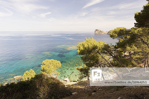 Blick vom Wanderweg oberhalb der Küste bei Punta Grossa; Mallorca'.