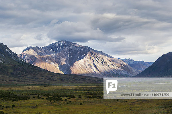 'Brooks Range  Gates Of The Arctic National Park  Northwestern Alaska; Alaska  United States Of America'