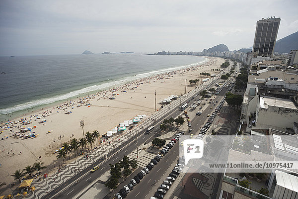 Leme und Copacabana Strände und Avenue Atlantica; Rio de Janeiro  Brasilien'.