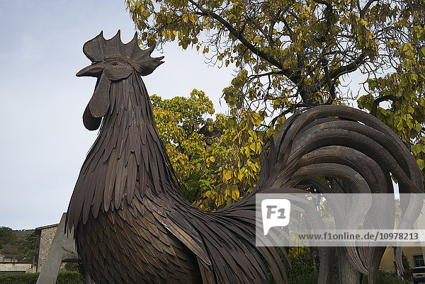'Metal sculpture of a rooster; Gaiole in Chianti  Toscana  Italy'