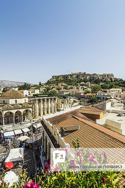 Griechenland  Athen  Monasteraki Square  Akropolis im Hintergrund