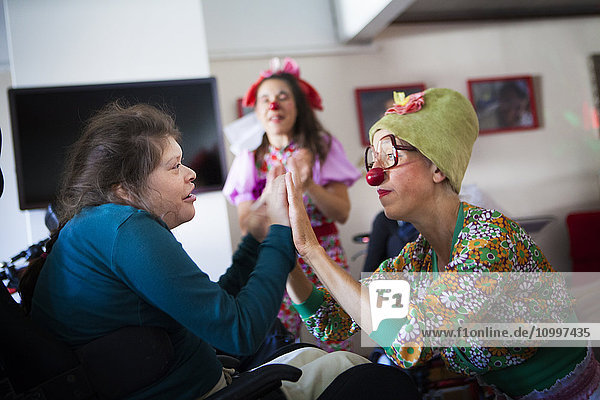 Reportage on two clowns who are part of the Hôpiclowns association. They perform in a home for disabled adults in Geneva  Switzerland.