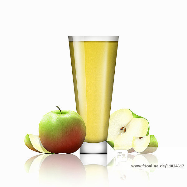 Frische Äpfel und Glas mit Apfelsaft