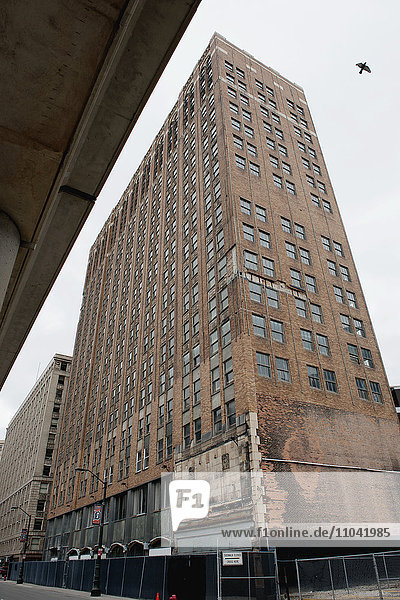 Leeres Hochhaus in Detroit Michigan USA