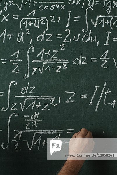 Mathematikunterricht Schultafel Hand Integralrechnung