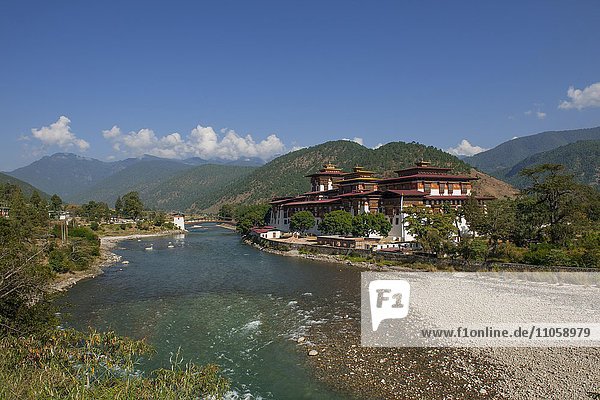 Klosterfestung Dzong von Punakha  Punakha  Himalaya-Region  Königreich Bhutan
