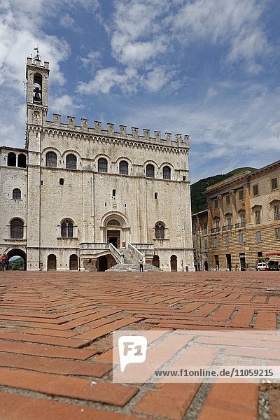 Palazzo dei Consoli  an der Piazza Grande  Altstadt  Gubbio  Umbrien  Italien  Europa