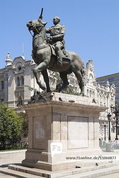 Reiterstandbild Francisco Franco  spanischer Diktator 1936 bis 1975  Denkmal wurde 2008 entfernt  Santander  Provinz Kantabrien  Spanien  Europa