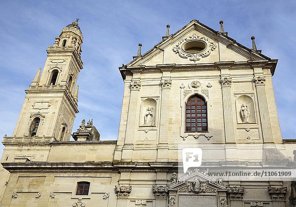 Dom und Glockenturm  Lecce  Apulien  Italien  Europa