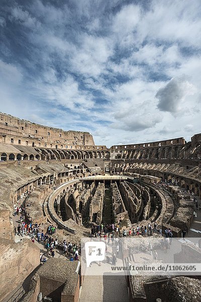 Kolosseum  Amphitheater  Innenansicht  Rom  Latium  Italien  Europa