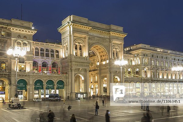 Galleria Vittorio Emanuele II  Cathedral Square or Piazza del Duomo at dusk  Milan  Italy  Europe