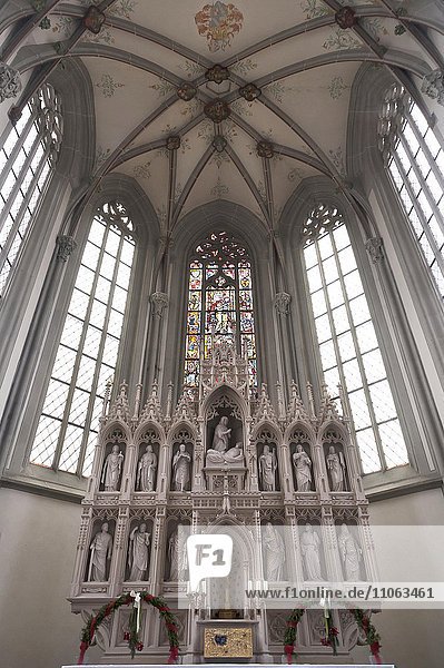 Hochaltar von 1882  Ritterkapelle  Haßfurt  Unterfranken  Bayern  Deutschland  Europa