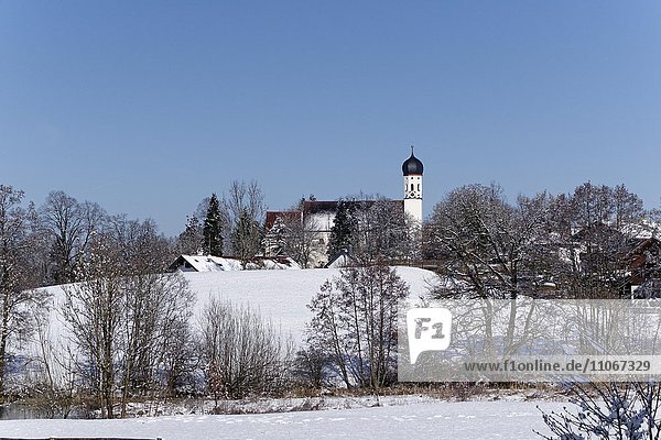 St. Kilian im Winter  Bad Heilbrunn  Oberbayern  Bayern  Deutschland  Europa