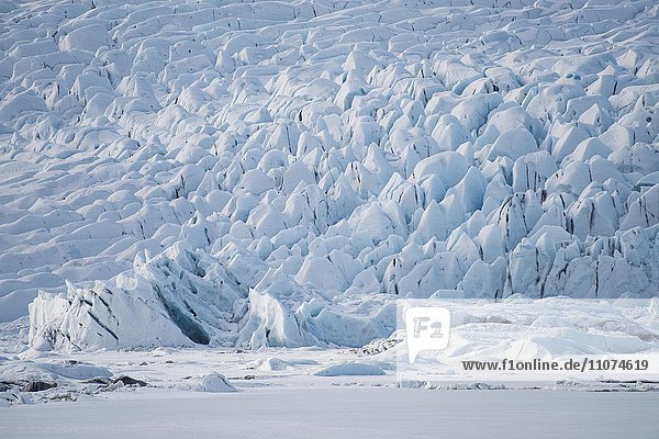 Eisfeld  Gletscher Fjallsjökull  Fjallsárlón  Austurland  Island  Europa
