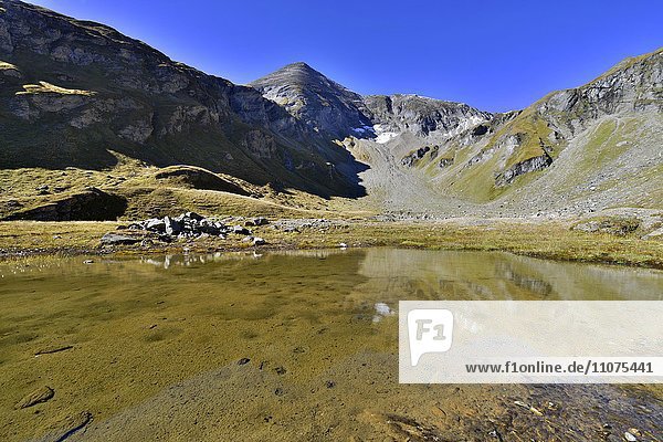 Nassfeld Speichersee hinten Sinwelleck Nationalpark Hohe Tauern Kärnten Österreich Europa