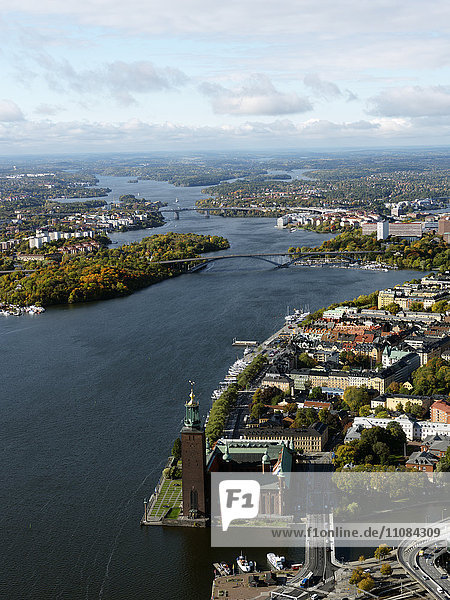 Luftaufnahme von Stockholm mit dem Stockholmer Rathaus  Schweden