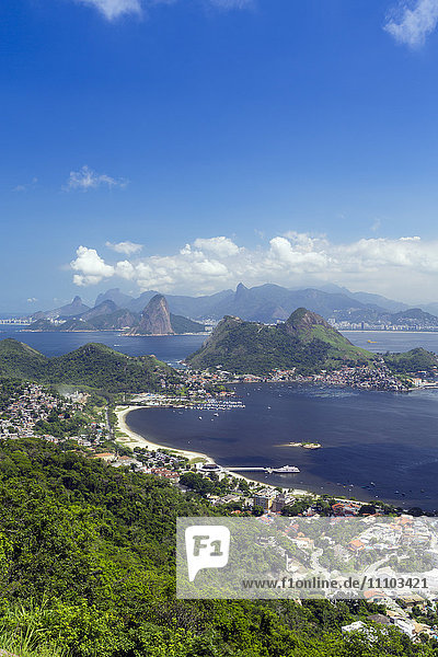 Rio de Janeiro von Niteroi aus  Rio de Janeiro  Brasilien  Südamerika