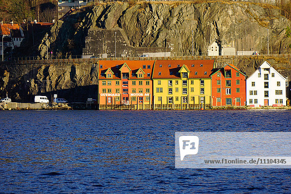 Häuser am Hafen Bergen  Hordaland  Norwegen  Skandinavien  Europa