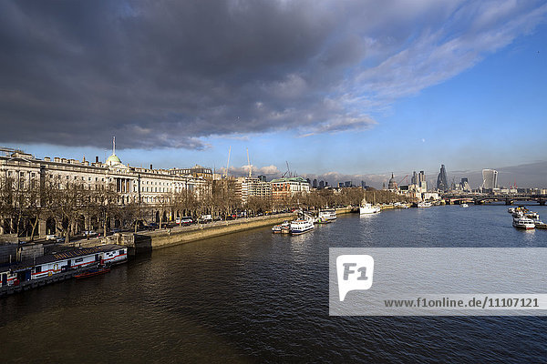 The River Thames looking East from Waterloo Bridge  London  England  United Kingdom  Europe