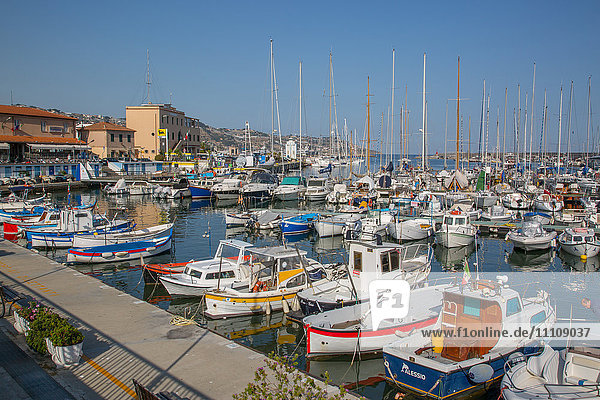 Harbour  Sanremo (San Remo)  Liguria  Italy  Europe