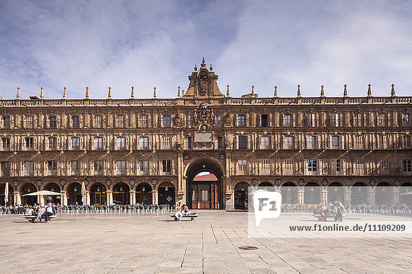 Plaza Mayor in Salamanca  UNESCO World Heritage Site  Castile and Leon  Spain  Europe