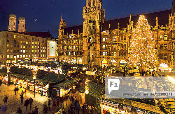 Christmas market  Munich  Bavaria  Germany  Europe