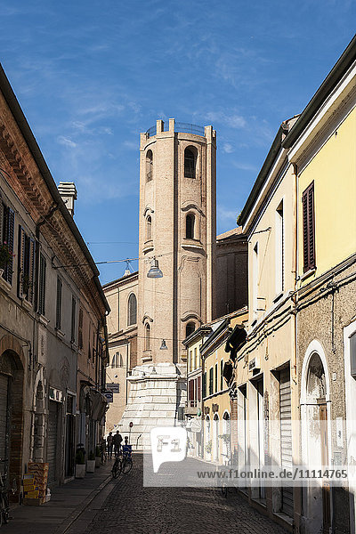 Italien  Emilia Romagna  Comacchio  Glockenturm der Kathedra