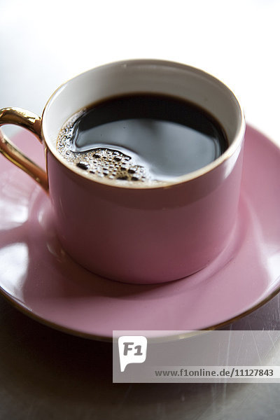 Nahaufnahme von Kaffee in einer Tasse