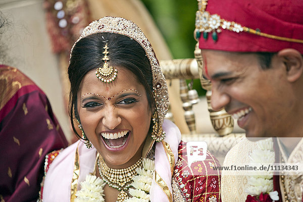 Indian bride and groom in traditional clothing