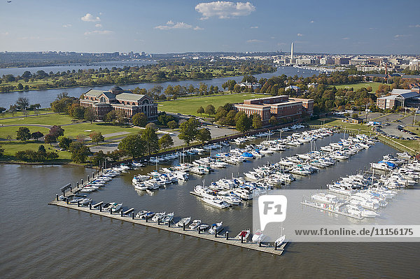 USA  Washington  D.C.  Aerial photograph of Fort McNair marina on the Anacostia River
