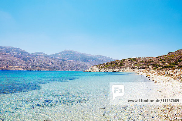 Griechenland  Kykladen  Amorgos  Eooden Dock und Ägäis auf der Insel Nikouria