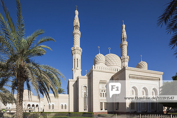 UAE  Dubai  Jumeirah  Jumeirah Mosque