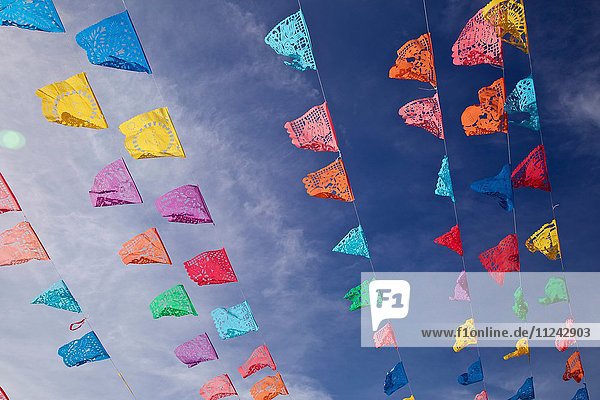 Flaggenreihen  Niedrigwinkelansicht  Oaxaca  Mexiko