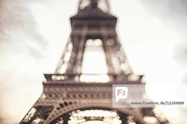 Eiffelturm  Mittelteil  Paris  Frankreich